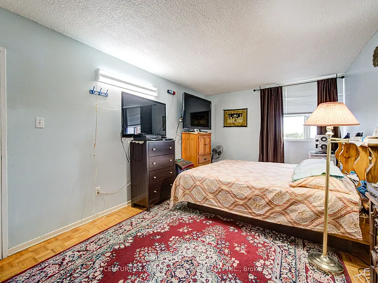 2645 Kipling Ave #411 — Photo 31