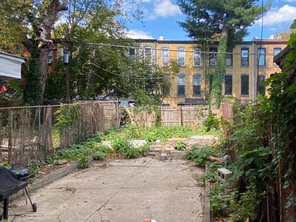 2nd image of 607 Mac Donough St #G1
