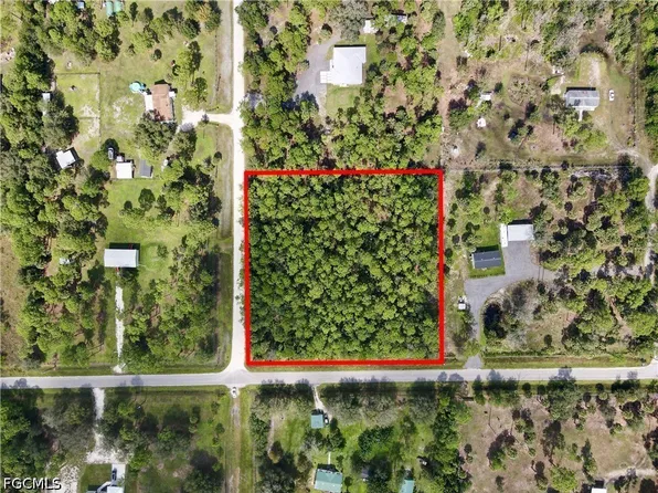 995 Lakeview Ave, Clewiston, FL 33440