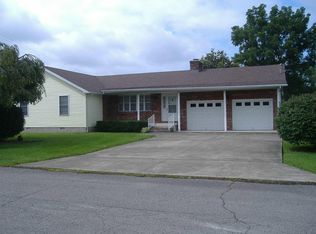 112 Columbus St, South Pt, OH 45680