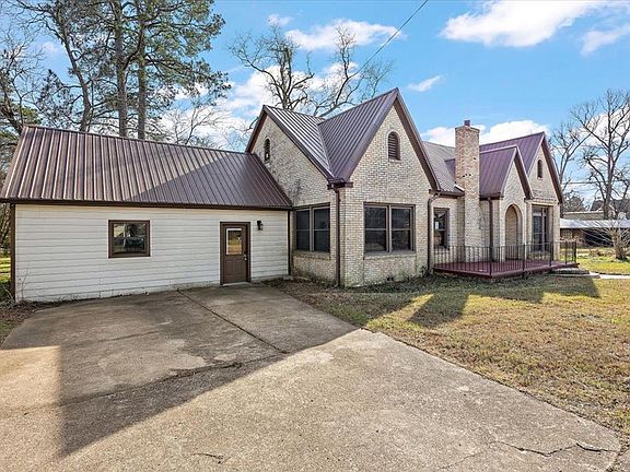 2nd image of 307 Austin St