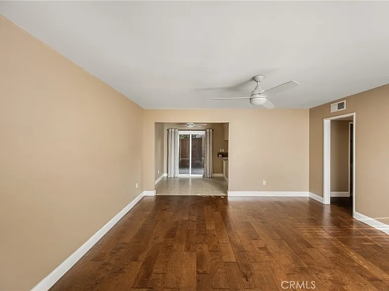 338 W Kelly Ave #B — Photo 3