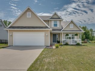 248 Fort Dr, Neenah, WI 54956
