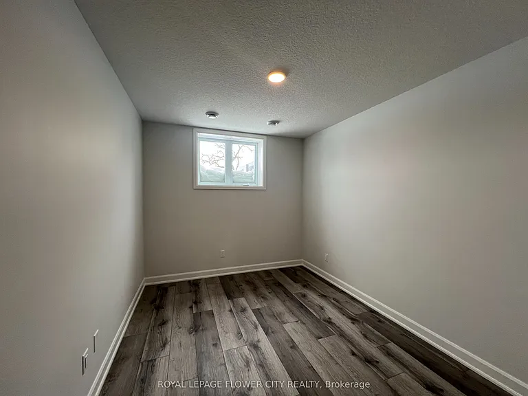 440 Wellington St E #25 — Photo 8