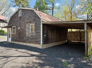 585 Webbs Hill Rd, Stamford, CT 06903