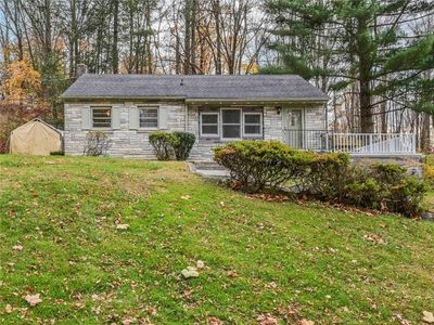 18 Big Meadow Lane, Hyde Park, NY, 12601