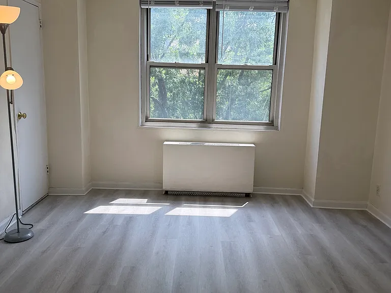 201 Saint Pauls Ave #5G — Photo 27