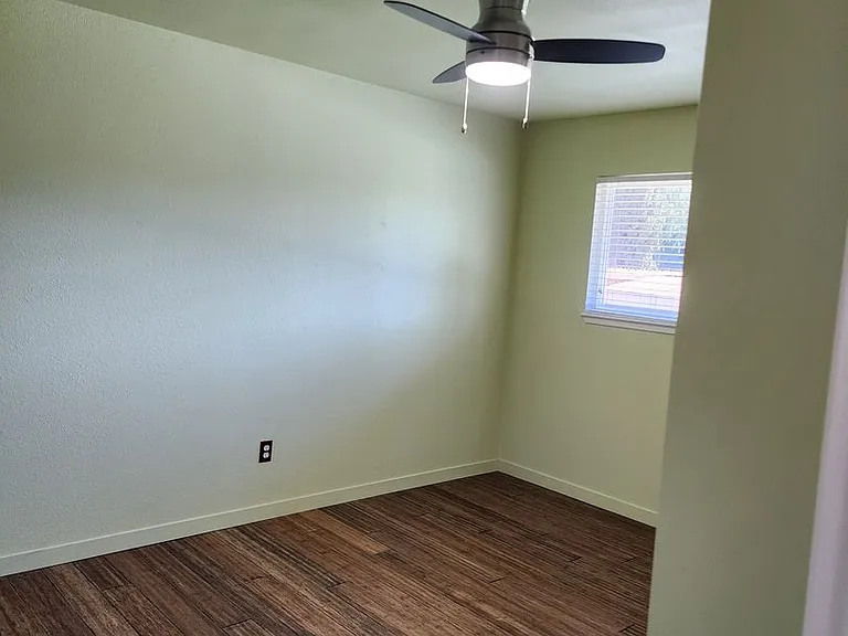 1712 Applegate Dr — Photo 25