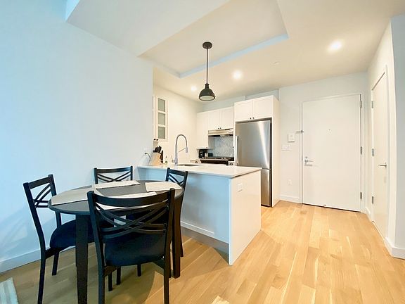 3rd image of 1525 Bedford Ave #1010