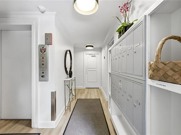 2632 Peachtree Rd NW #304B — Photo 3