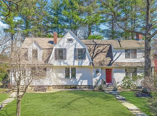142 Wellesley St, Weston, MA 02493