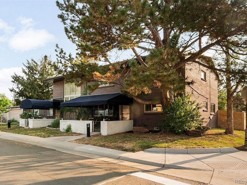 1st image of 897 Glencoe Street #4
