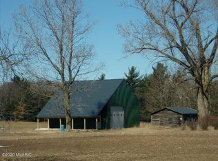 4126 River Rd, Manistee, MI 49660