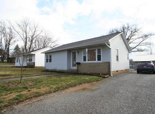 518 Smith Dr, Carmi, IL 62821