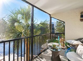 10 Royal Palm Way UNIT 202, Boca Raton, FL 33432