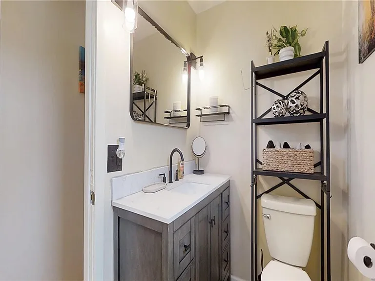 20 Mildred Dr #2 — Photo 10