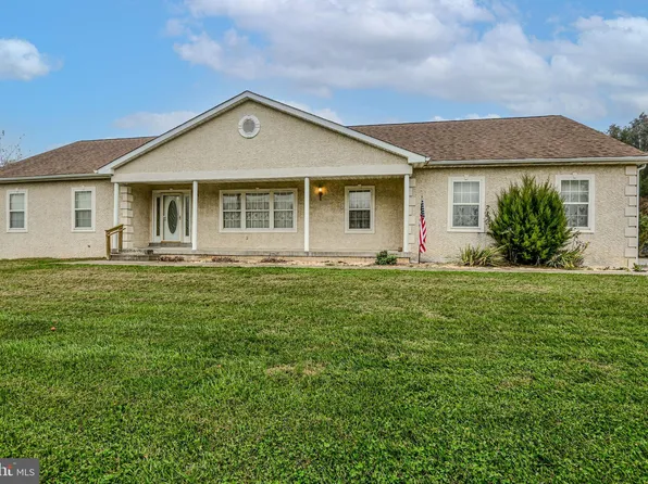 112 Saddle Dr, Middletown, DE 19709