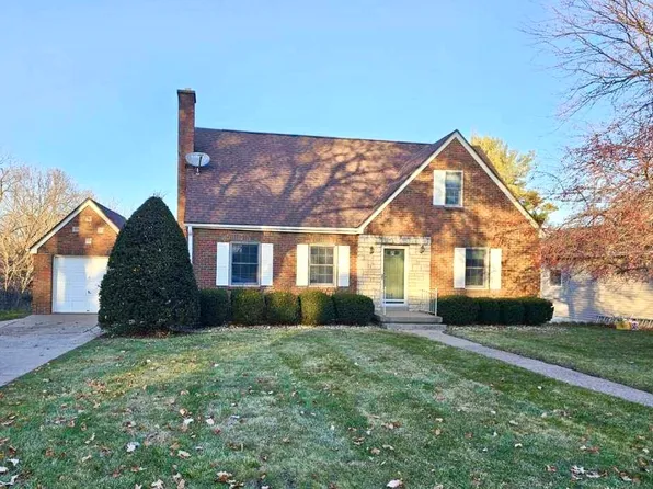 1260 S Grandview Ave, Dubuque, IA 52003