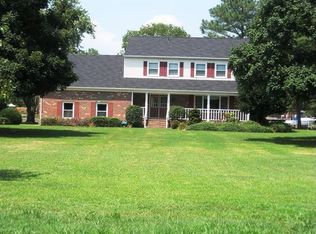 8621 Little England Rd, Hayes, VA 23072