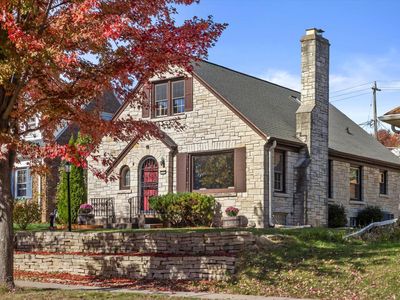 5302 West Rita DRIVE, West Allis, WI, 53219