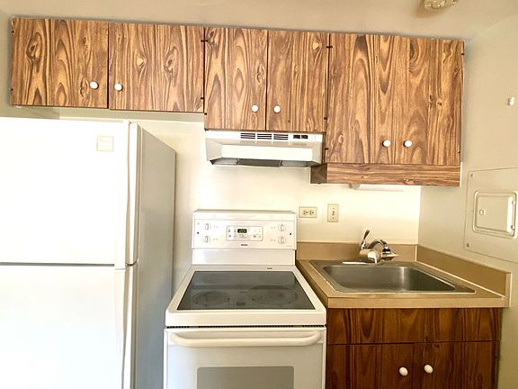 2nd image of 1717 Mott Smith Dr APT 1709