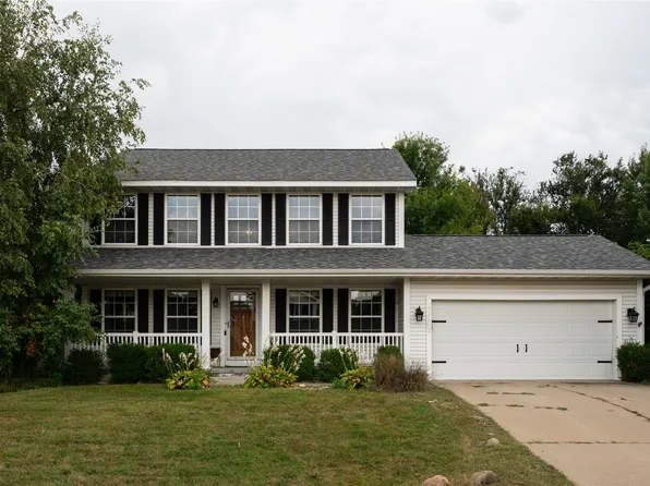 1109 62nd St, West Des Moines, IA 50266