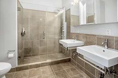 Sold by Isen & Company : Real Estate Advisors
