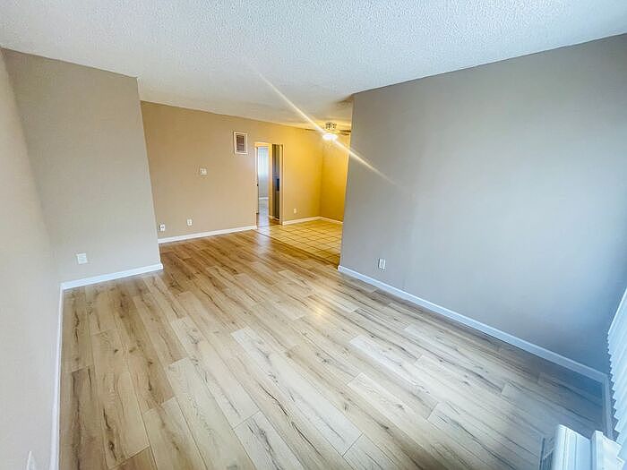 1st image of 6737 Tujunga Ave APT 2