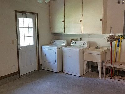 4th image of 717 Saco Ct