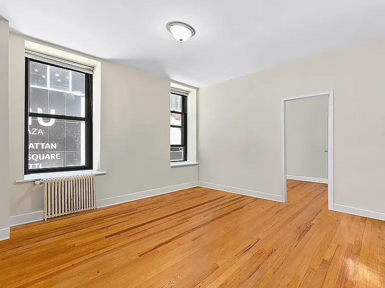 150 W 47th St #12B — Photo 1