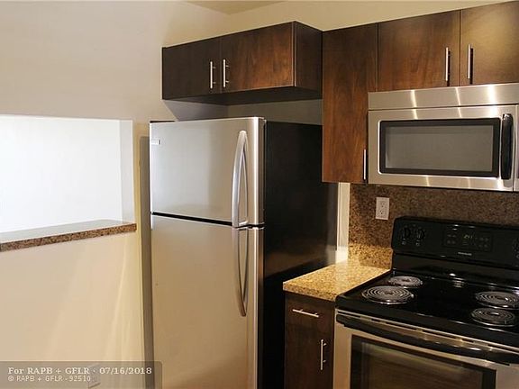 4th image of 9400 Sunrise Lakes Blvd APT 301