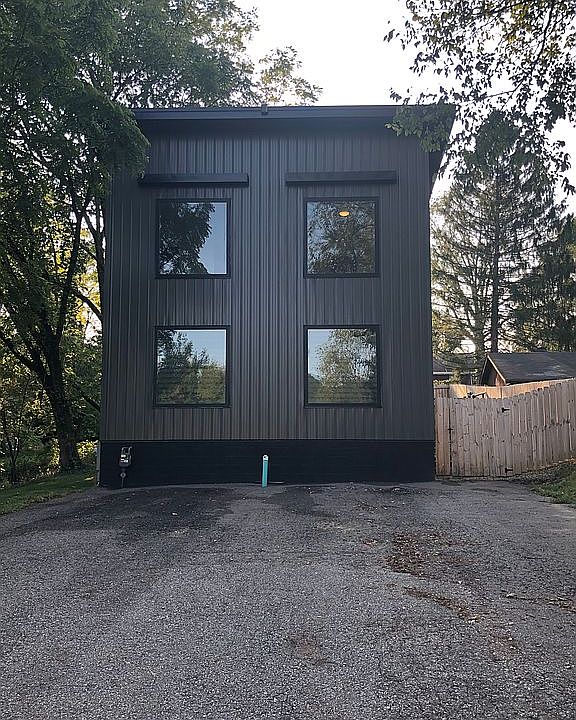1st image of 4425 Elm St