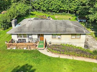 1231 White Oak Dr, Springfield, OH 45504