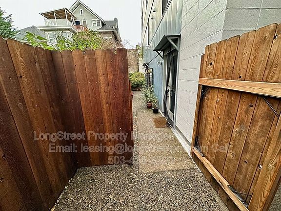 3rd image of 722 NW 24th Ave APT 110