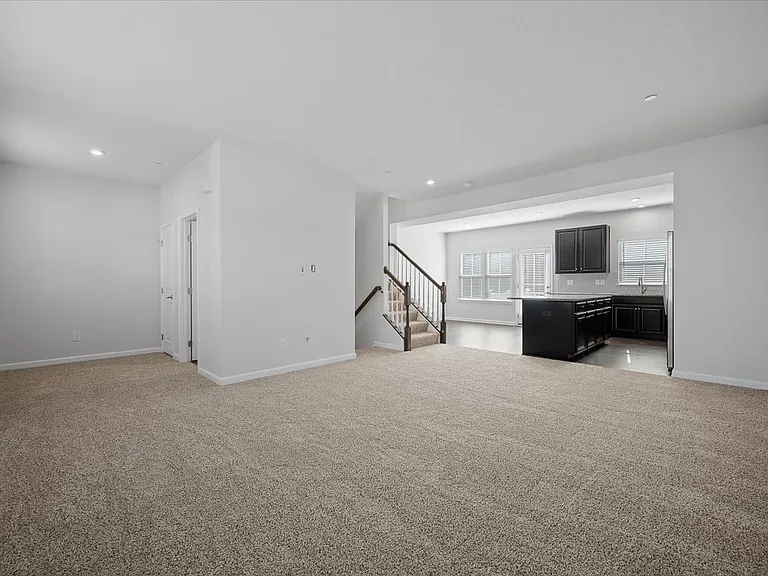 Plaza Townhomes — Photo 18