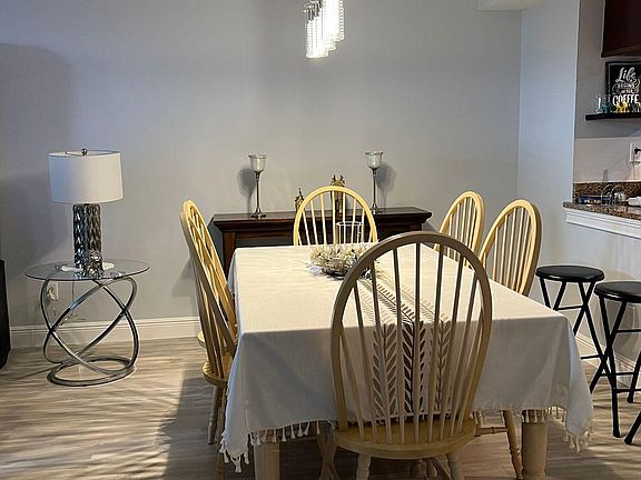 3rd image of 5002 Laguna Bay Cir APT 5
