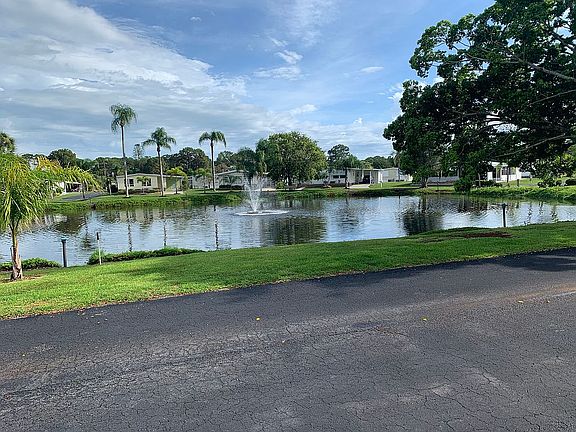 5th image of 48 N Easter Island Cir