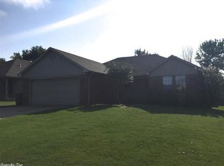 2460 Remington Rd, Conway, AR 72032