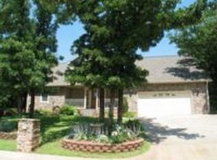 1819 S Hidden Oaks Dr, Stillwater, OK 74074