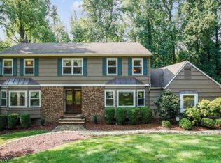 6 Wychwood Rd, Morristown, NJ 07960