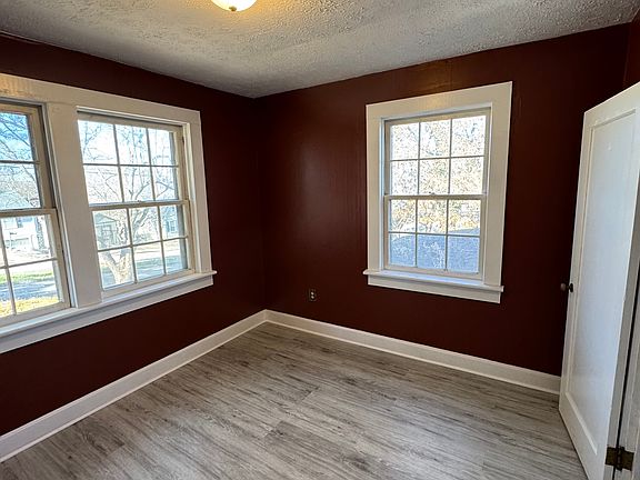 5th image of 120 Boggess Blvd