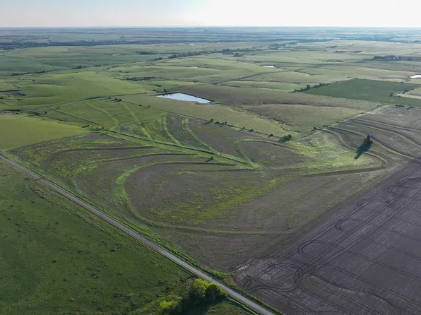 2345 S 2700th Rd, Burdick, KS 66838