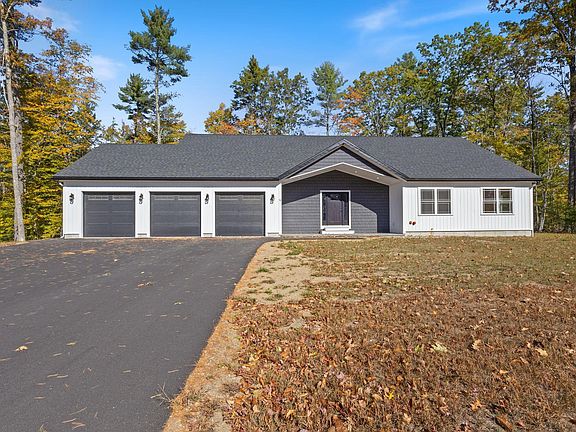 2nd image of 90 Green Acres Drive