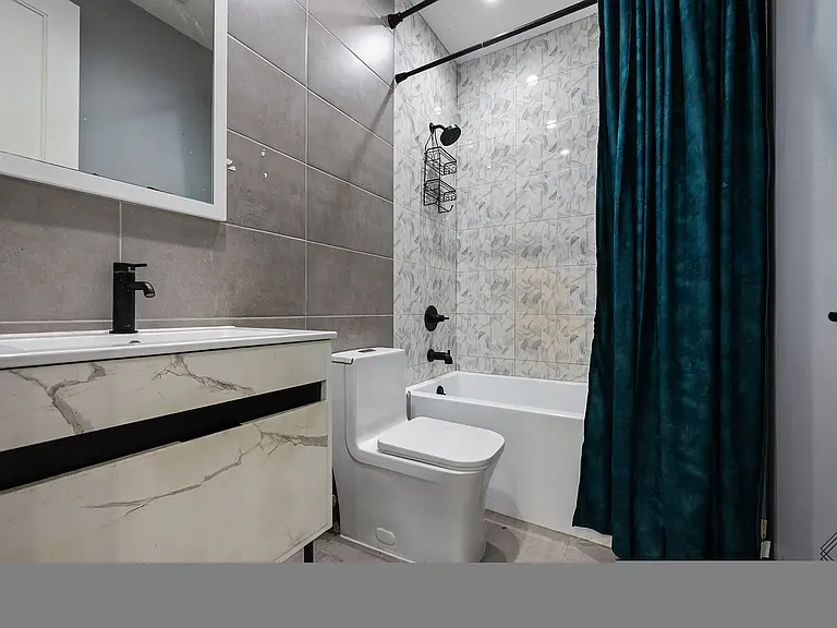 1544 Brooklyn Ave #3A — Photo 11