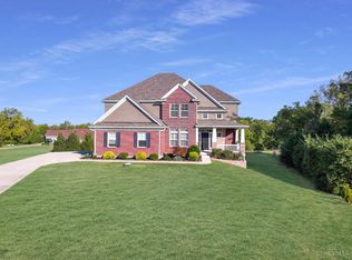 425 Sir Edward Dr, Hamilton, OH 45013