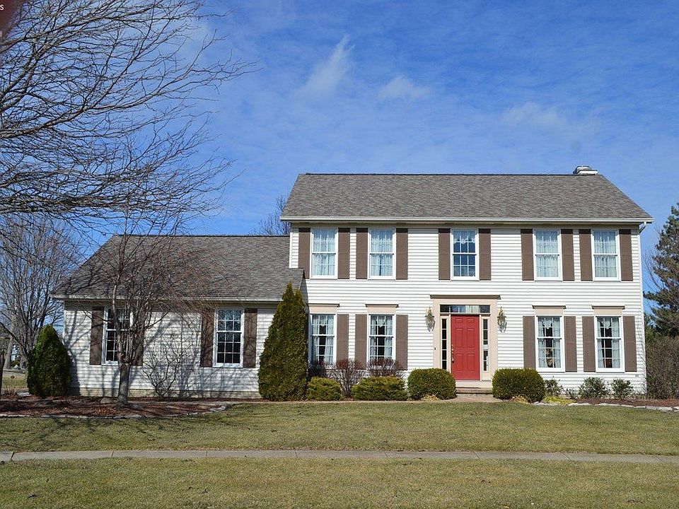 1st image of 845 Farmington Ct