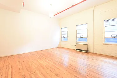 Rented by Clove Realty LLC