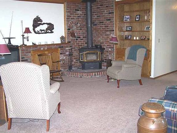 4th image of 699 Sierra St #865