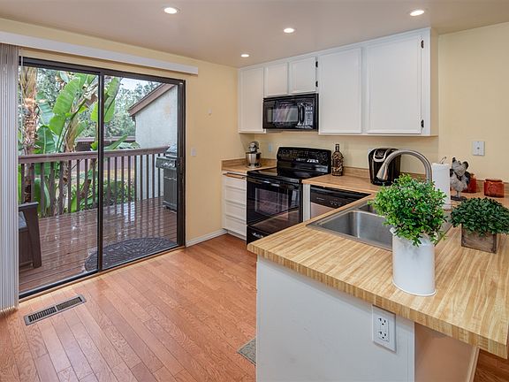 3rd image of 15815 Davis Cup Ln