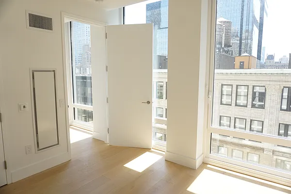 Rented by Nooklyn NYC LLC | media 9